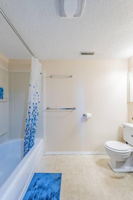 Mt Pleasant Nw 2 Bedrooms 500 YYC Exterior photo